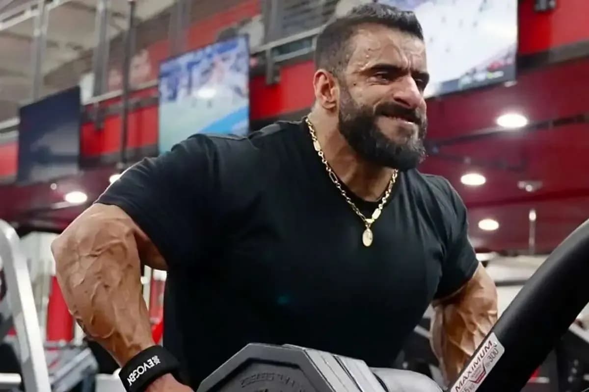 هادی چوپان از حضور در آمریکا بازماند؛ ویزا صادر نشد!