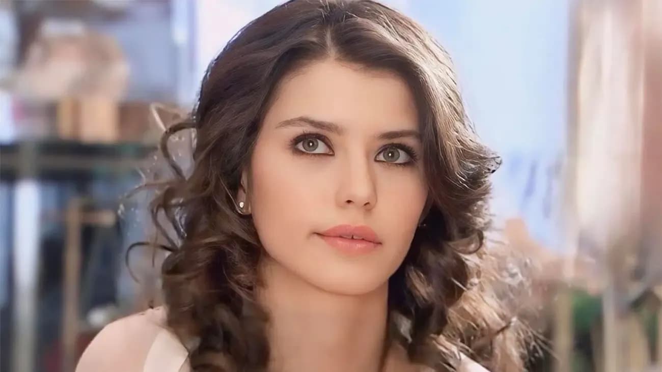 عکس جدید سمر در 42 سالگی؛ 17 سال پس از سریال عشق ممنوع