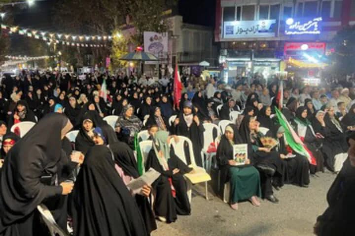 جشن میلاد پیامبر (ص) با شور و شوق در دیار آیتالله بهجت (ره)