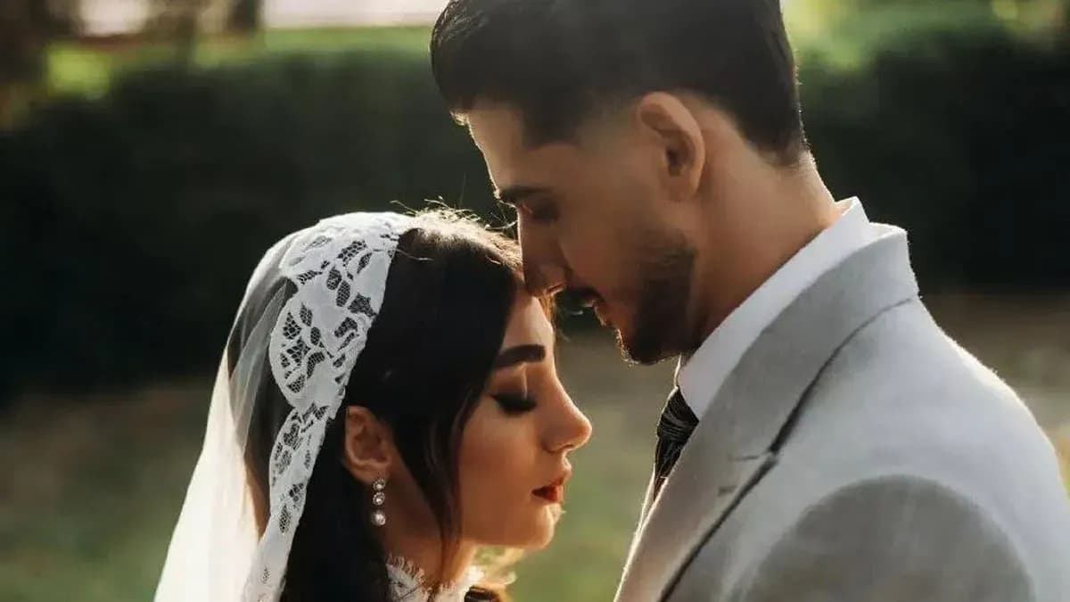 جزئیات ازدواج امیرحسین سام دلیری و هدیه هزارجریبی؛ هدیه هزارجریبی بازیکن کدام تیم است؟