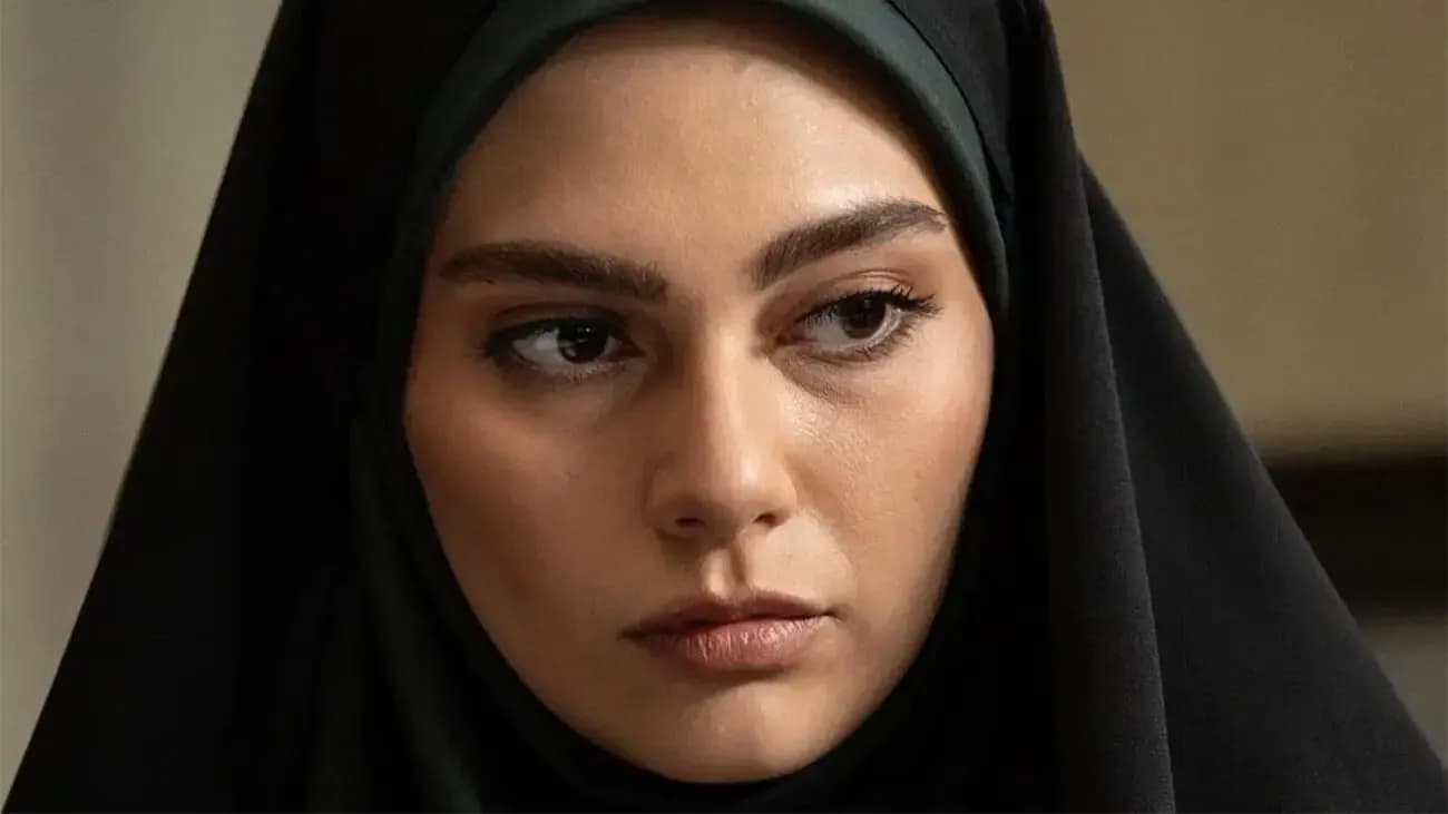 ریحانه بینا با سفر در زمان؛ عکسهای جذاب از سال 1404