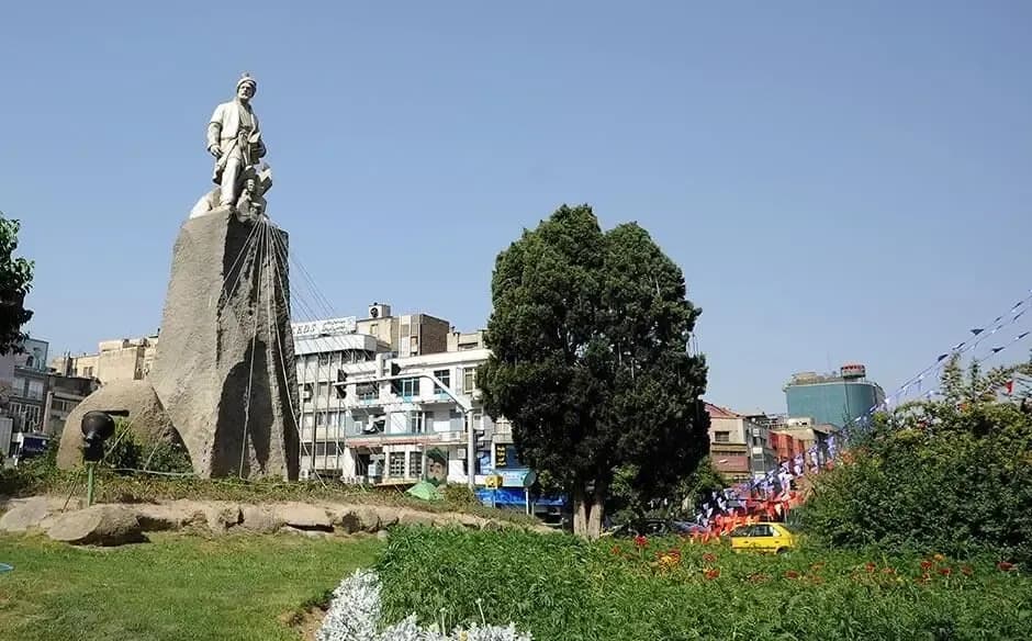 عکس قدیمی میدان فردوسی؛ شگفتی دهه 1340
