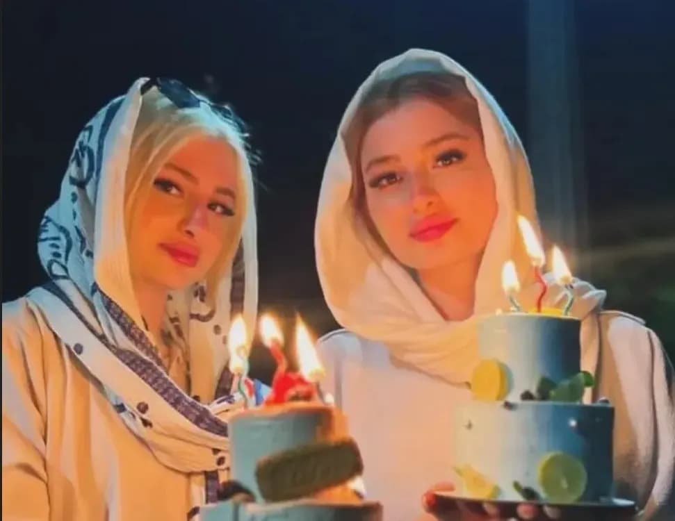 تصاویر جدید از تغییر چهره سارا و نیکای پایتخت در جشن تولد ۲۲ سالگی