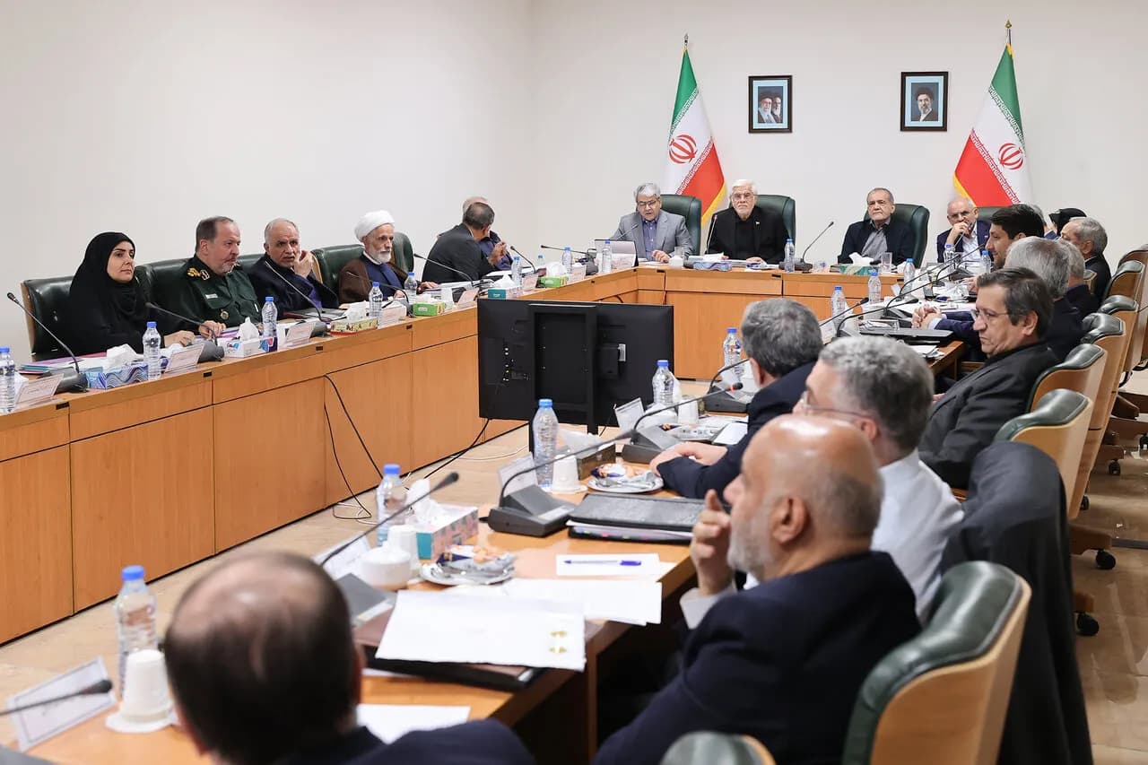 واکنش پزشکيان به استعفاي ذوالقدر؛ خبر تاييد شد؟