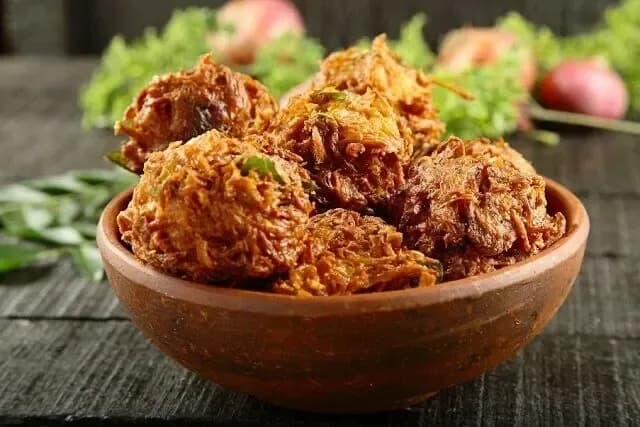 پاکوره هندی؛ طعمی متفاوت با ساده ترین مواد اولیه خانگی