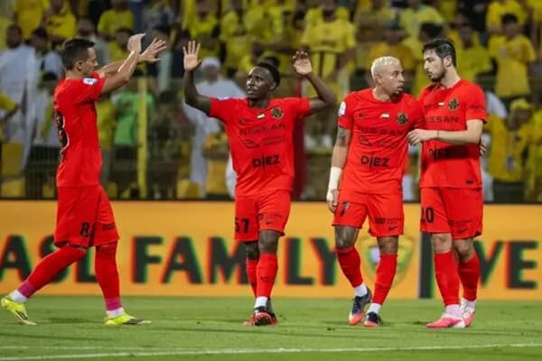 حضور عزت اللهی و آزمون در ترکیب شباب الاهلی مقابل الجزیره