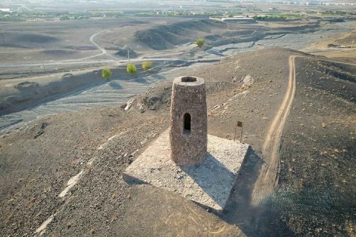 سفری به قم، شهر گنجینههای تاریخی و میلهای باستانی
