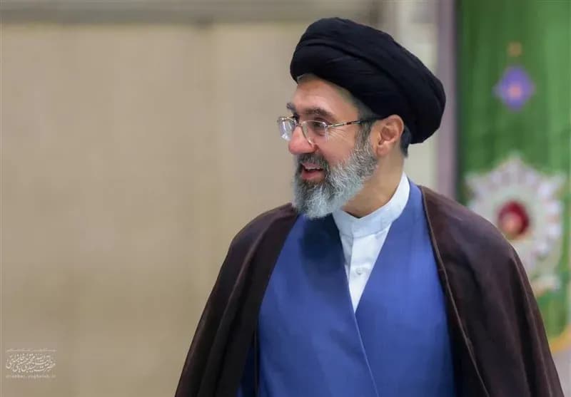 ویدئو جشن تولد آیت الله سید مجتبی خامنه ای در مشهد