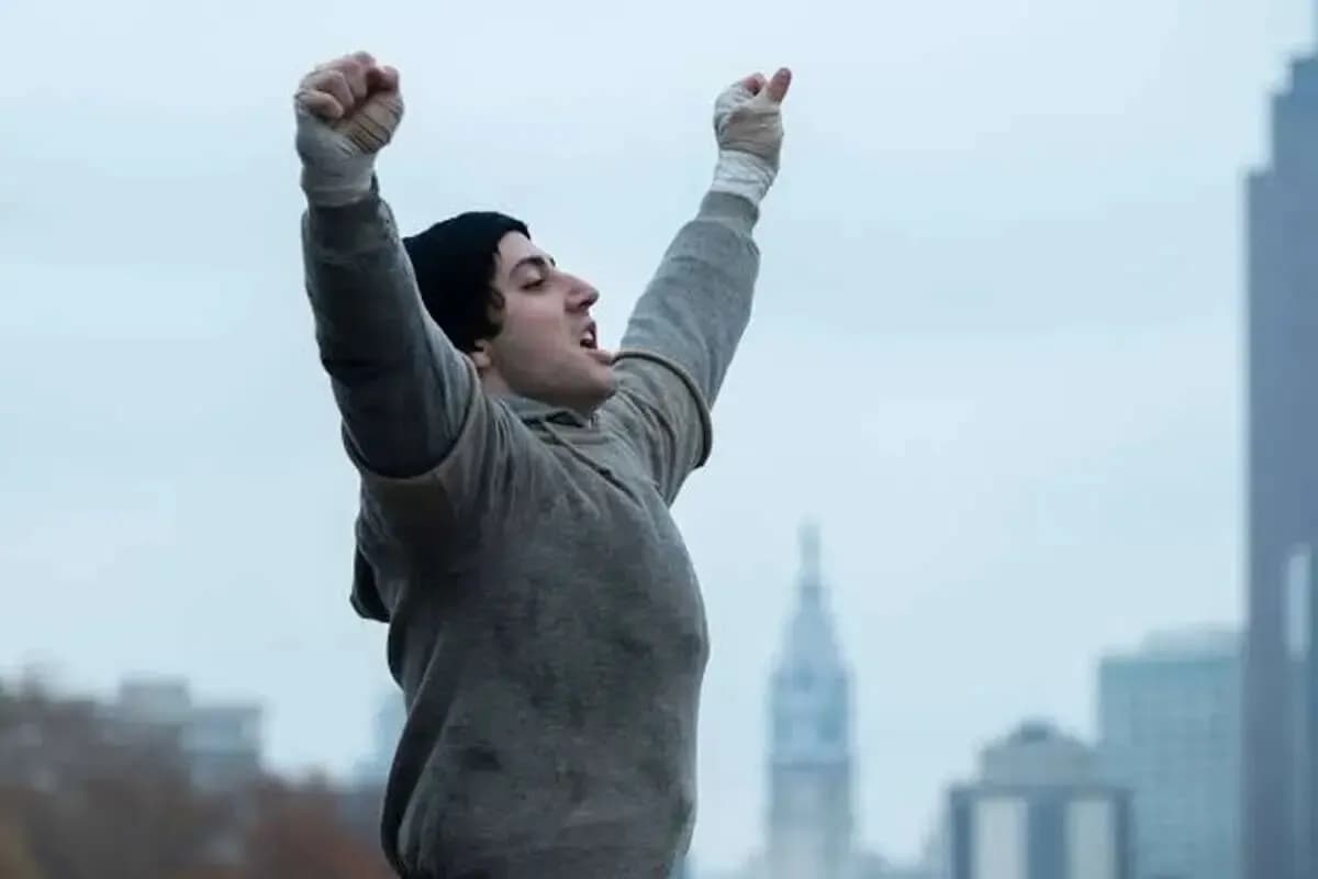 نقد و بررسی فیلم من نقش راکی را بازی می کنم؛ نگاهی به درام ورزشی I Play Rocky