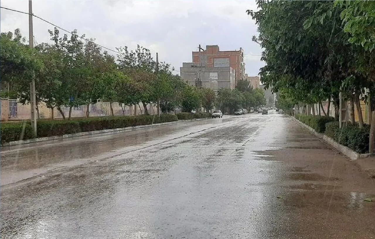 پیش بینی هوای سه روز آینده؛ بارش پراکنده در سواحل خزر و گرد و خاک در غرب کشور