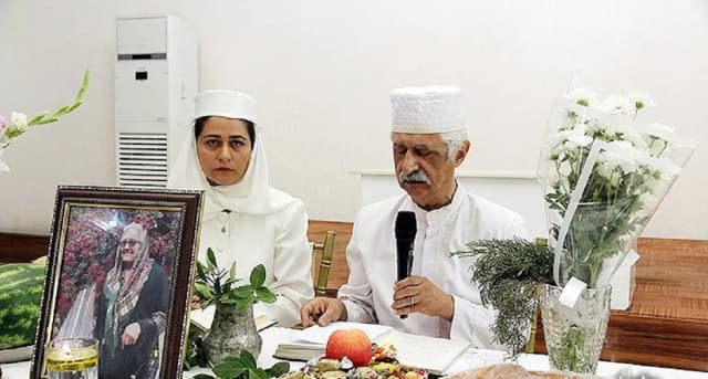 آیین جشن خوانی به یاد پروین مهربانی زردشتی برگزار شد + عکس