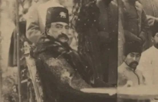 عکس تاریخی از سفر زمان؛ ناصرالدین شاه و درباریان در مجلس آش خوری ۱۳۷ سال پیش