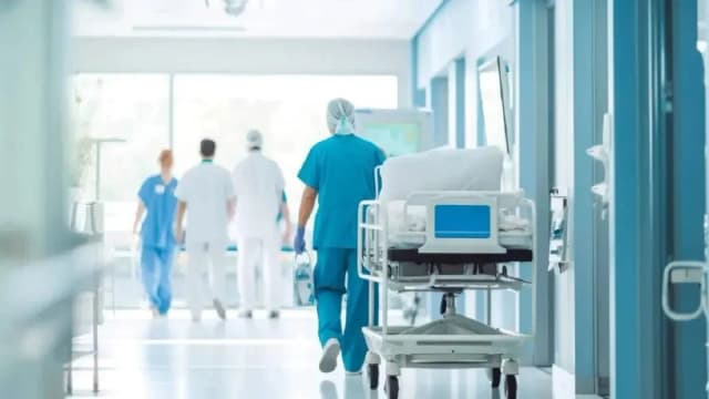 این علائم خطرناک را دارید؟ به درمانگاه نروید، مستقیم به اورژانس مراجعه کنید