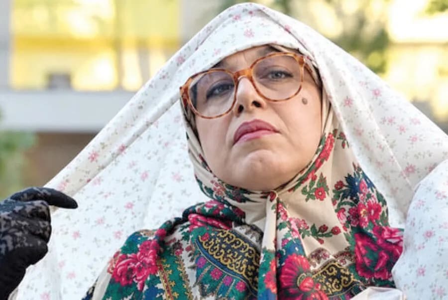 انتقاد تند از فیلم سینمایی «خانوم والده»: آیا این فیلم بیش از حد مبتذل و چرک است؟