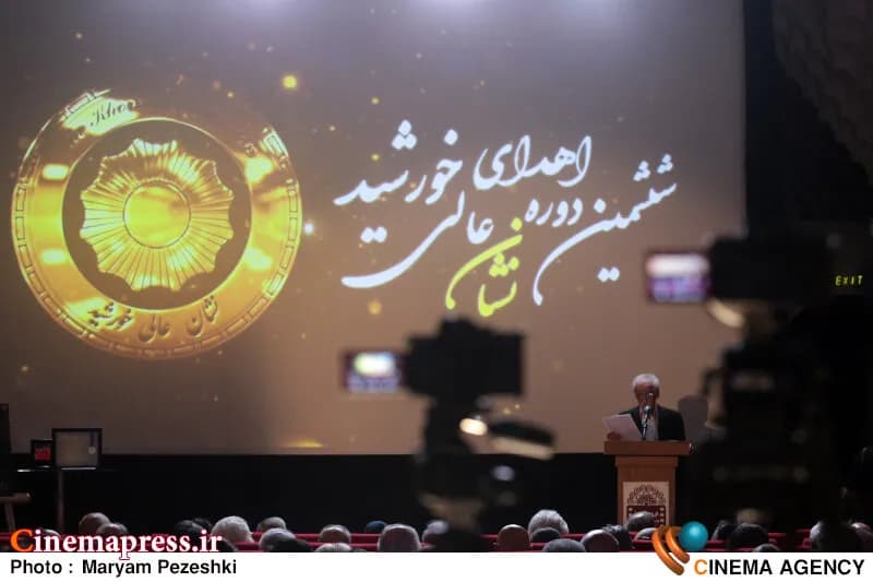ضابطی جهرمی: برای یادگیری سریع فنون سینما و زیبایی شناسی، مستند ببینید
