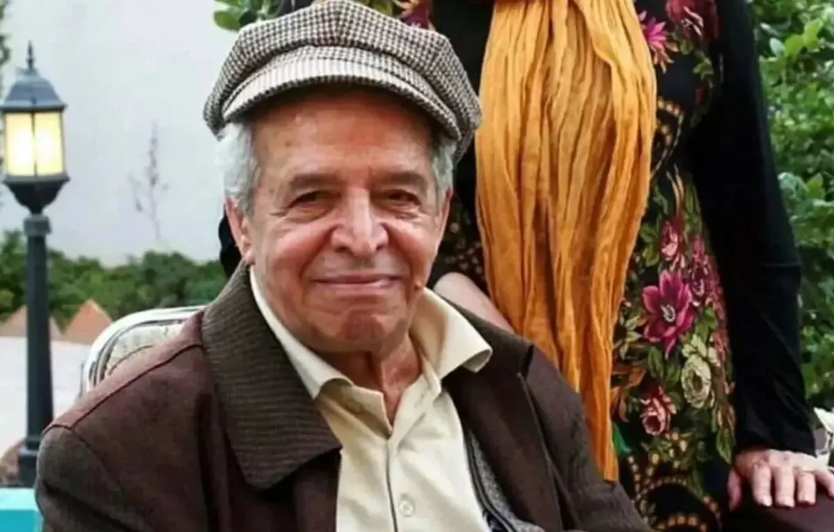 عکس دیده نشده از محسن قاضی مرادی در سال آخر زندگی در کنار همسرش