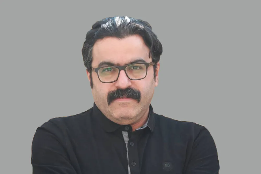 ما و انقلابی های لعنتی؛ روایتی متفاوت از یک تقابل تاریخی