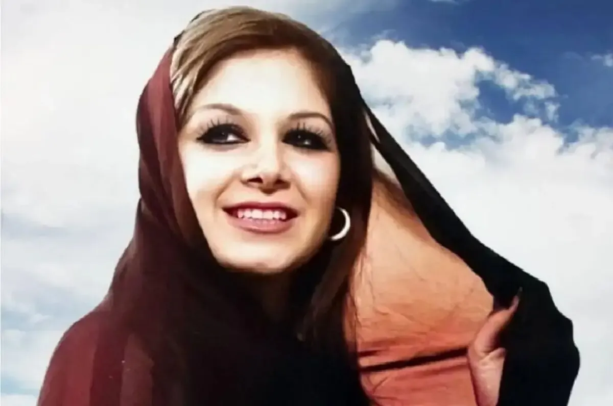 عکس قدیمی از شورانگیز، بهمن مفید و ناصر ملک مطیعی در فیلمی مربوط به سال ۱۳۵۵