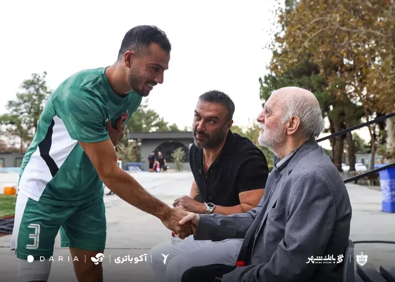 طرح کیت سوم فصل آینده رئال مادرید لو رفت؛ بازگشت رنگ بنفش محبوب به پیراهن کهکشانی ها