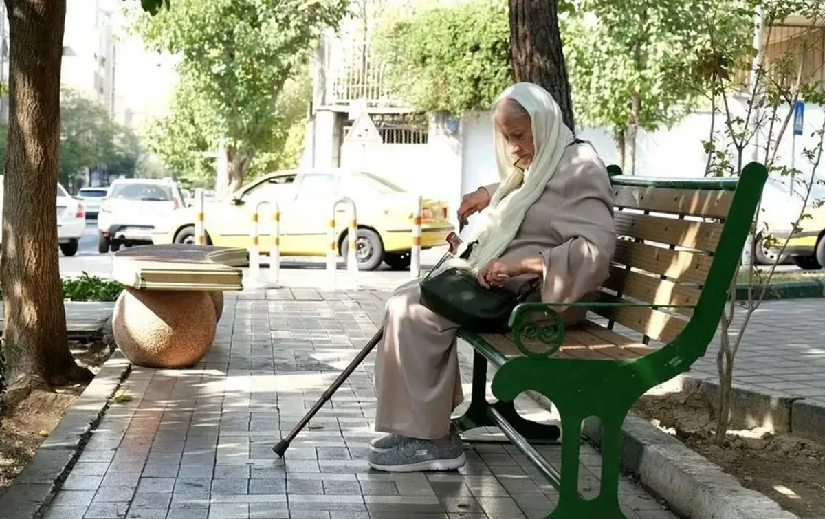 کیف پول بازنشستگان به چه کسانی تعلق می گیرد؟ شرایط دریافت و مشمولان