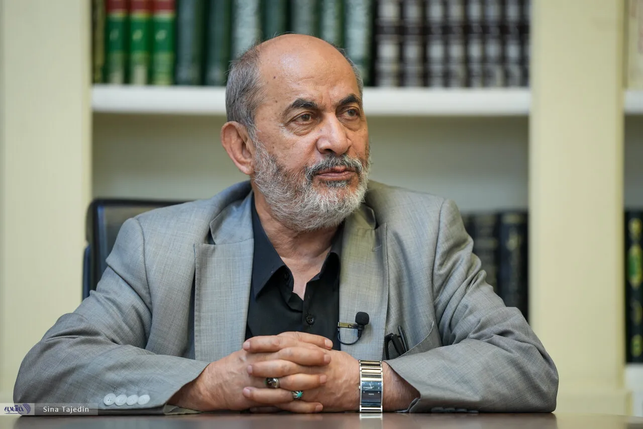 رفیقدوست: نیروهای آمریکایی در صورت ورود به خاک ایران اسیر یا کشته می شوند