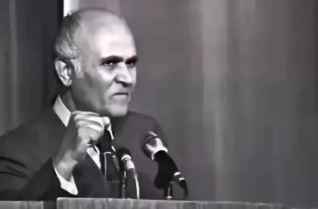 نطق شورانگیز ۵۰ سال پیش که دوباره در فضای مجازی پربازدید شد؛ سخنران زرینکوب نیست