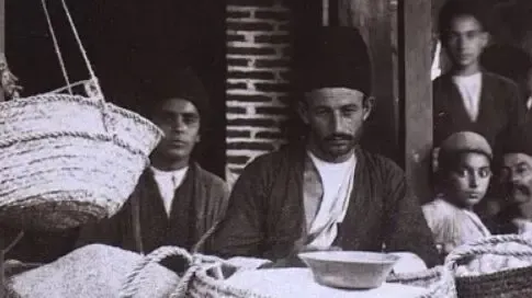 عکس تاریخی از مغازه برنج فروشی در دوران ناصرالدین شاه