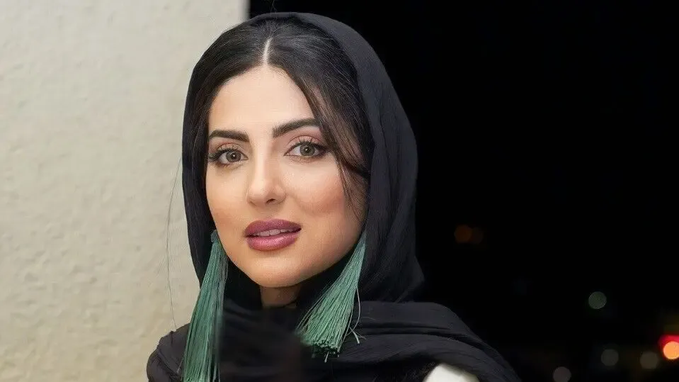 فیلم ضیافت شام هلیا امامی در هلند؛ کابلی پلو غذای افغانستانی روی میز