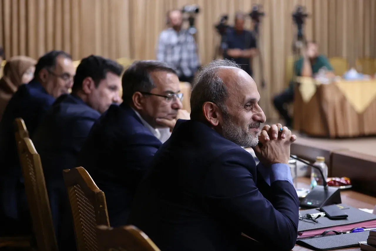 پیمان جبلی وارد دوره دوم ریاست بر صداوسیما شد؛ آغاز ۵ سال دیگر بدون سروصدا