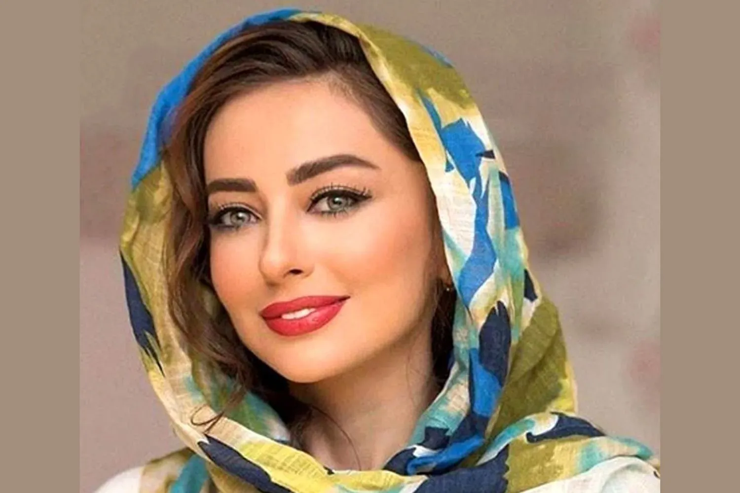 ویدئو؛ روایت نفیسه روشن از سرقت خانه و یک ماه راه رفتن با عصا