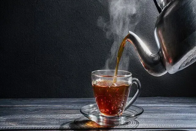چای چگونه خطر ابتلا به بیماری های عروقی را کاهش می دهد؟