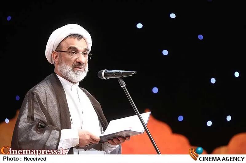 ساماندهی شبکه نمایش خانگی در انتظار تصمیم نهایی؛ اختلاف ارشاد و صداوسیما ادامه دارد