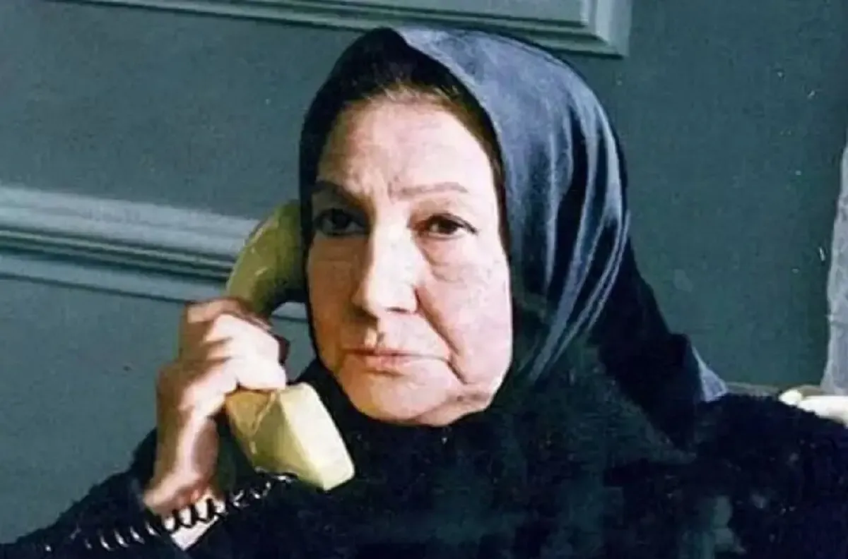 عکس نوستالژیک جمیله شیخی و آتیلا پسیانی در اکران فیلم روز شیطان؛ سال ۱۳۷۴