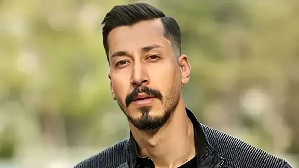 عکس همسر بهرام افشاری؛ همسر خوش استایل و قد بلند بازیگر محبوب