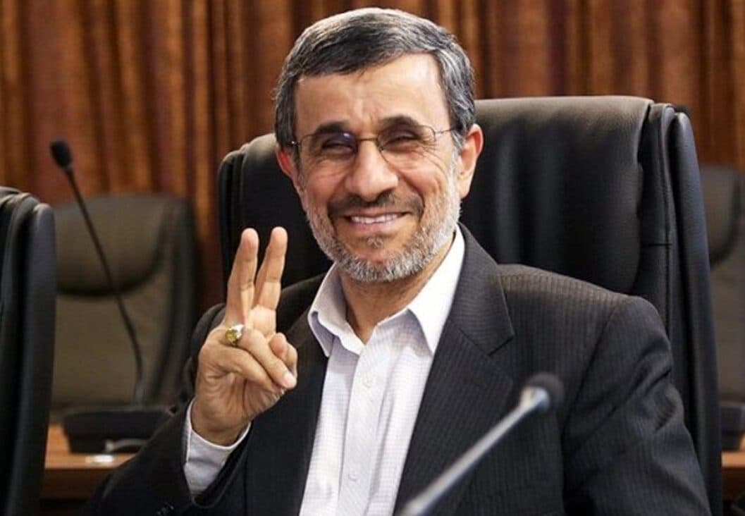 تغییرات شوکه کننده چهره محمود احمدی نژاد در گذر زمان / جوانی با ژل و بوتاکس !