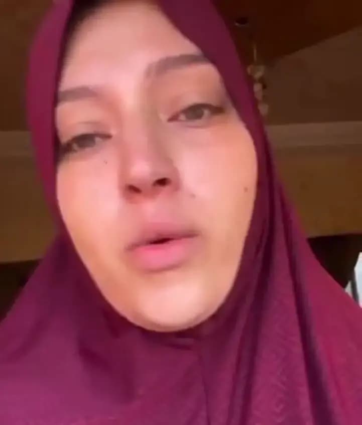 فیلم واکنش غمگینانه عروس اسماعیل هنیه به شهادت پدرشوهرش ! / چقدر زیبا توصیف می کند