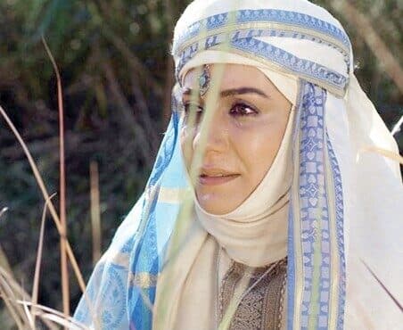 عکسی از شوهر کم سن و سال فریبا کوثری، عمره سریال مختارنامه + عکس