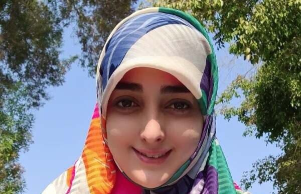 نگاهی به حیاط باصفا و دلباز مادربزرگ ستاره سادات قطبی و رونمایی از دوچرخه قرمز کُنج دیوار خانه/ خونه نگو باغ بگو+عکس