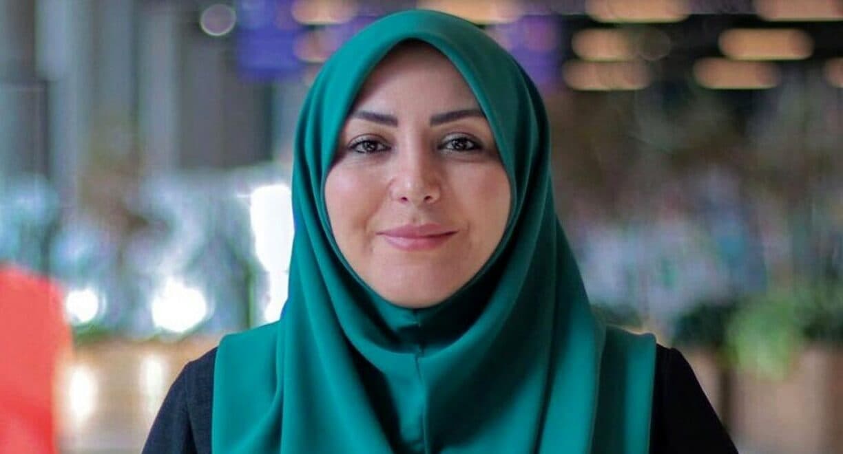 فیلم حیرت المیرا شریفی مقدم دربرابر واقعیت جزایر سه گانه ایران ! / عرب ها 2 جزیره ایرانی را تصرف کرده اند !+ اسم جزایر