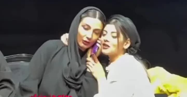 چهره متفاوت مهسا طهماسبی و حدیث میرامینی در تئاتر ! / چقدر با صدا و سیما فرق می کنن ! + فیلم
