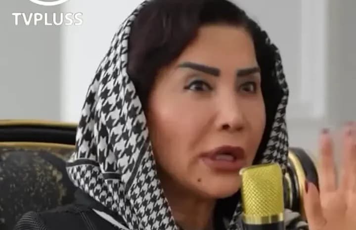 فیلم تعریف مهناز شیرازی خانم مجری از زیبایی و خوش صدایی خودش ! / زندانی ها هم عاشق من بودند ! / وقتی من گویندگی می کردم همه میخکوب می شدند !