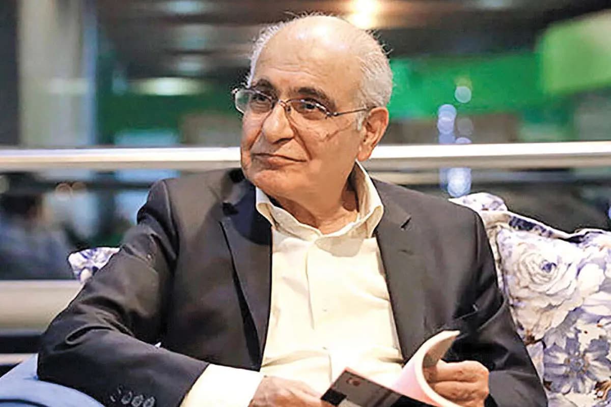 هوشنگ مرادی کرمانی بالاخره از بیمارستان بیرون آمد! حکایت پشت پرده این ماجرا چیست؟