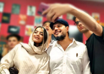 جواد عزتی